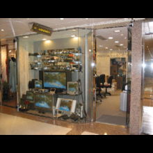 專業服務，品質信賴——一站式攝影器材與電子文具解決方案